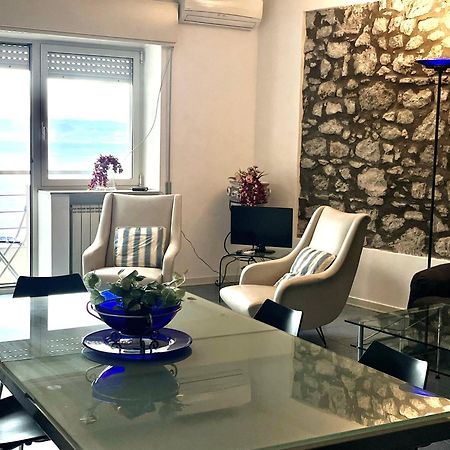 Taormina Center Apartment With Sea View Dış mekan fotoğraf