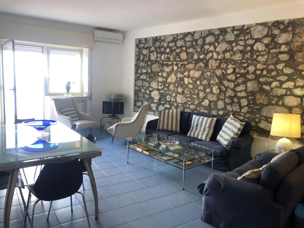 Taormina Center Apartment With Sea View Dış mekan fotoğraf