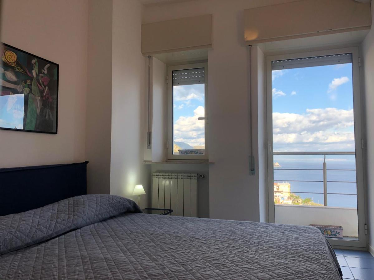 Taormina Center Apartment With Sea View Dış mekan fotoğraf